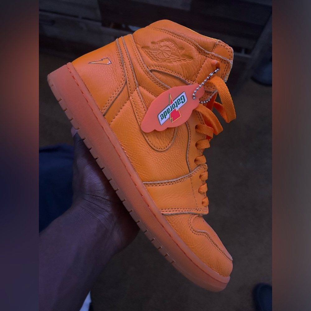 Jordan 1 Gatorades